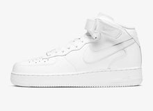 Load image into Gallery viewer, Nike Air Force 1 Mid
