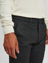 Load image into Gallery viewer, Gabba - PAUL BLACK CHINO PANT
