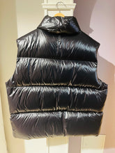 Load image into Gallery viewer, Mackage Kane Vest
