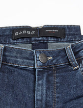 Load image into Gallery viewer, Gabba - IKI JEANS
