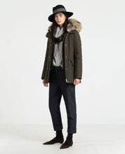 Load image into Gallery viewer, Woolrich W&#39;S Valentine Parka-Jacket-Woolrich-Classic fashion CF13
