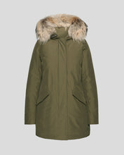 Load image into Gallery viewer, Woolrich Arctic Parka
